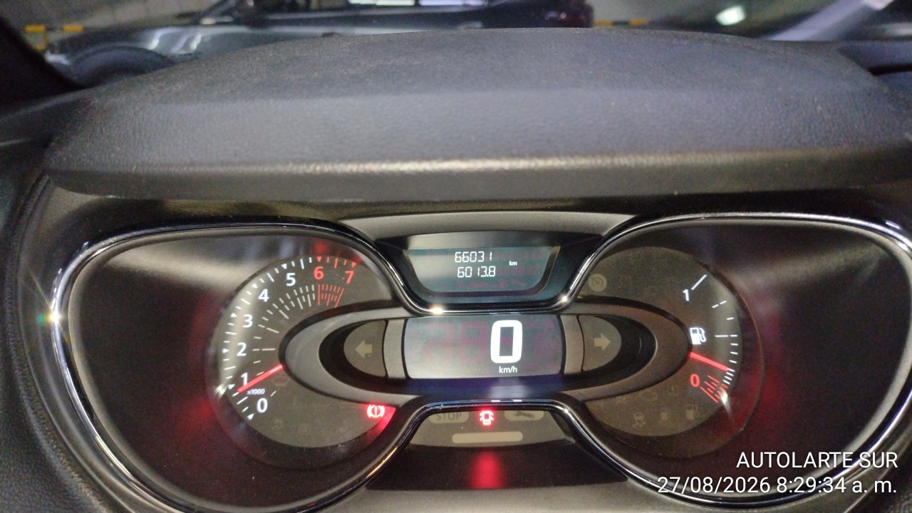 RENAULT CAPTUR FL ZEN MT 1600CC 2023