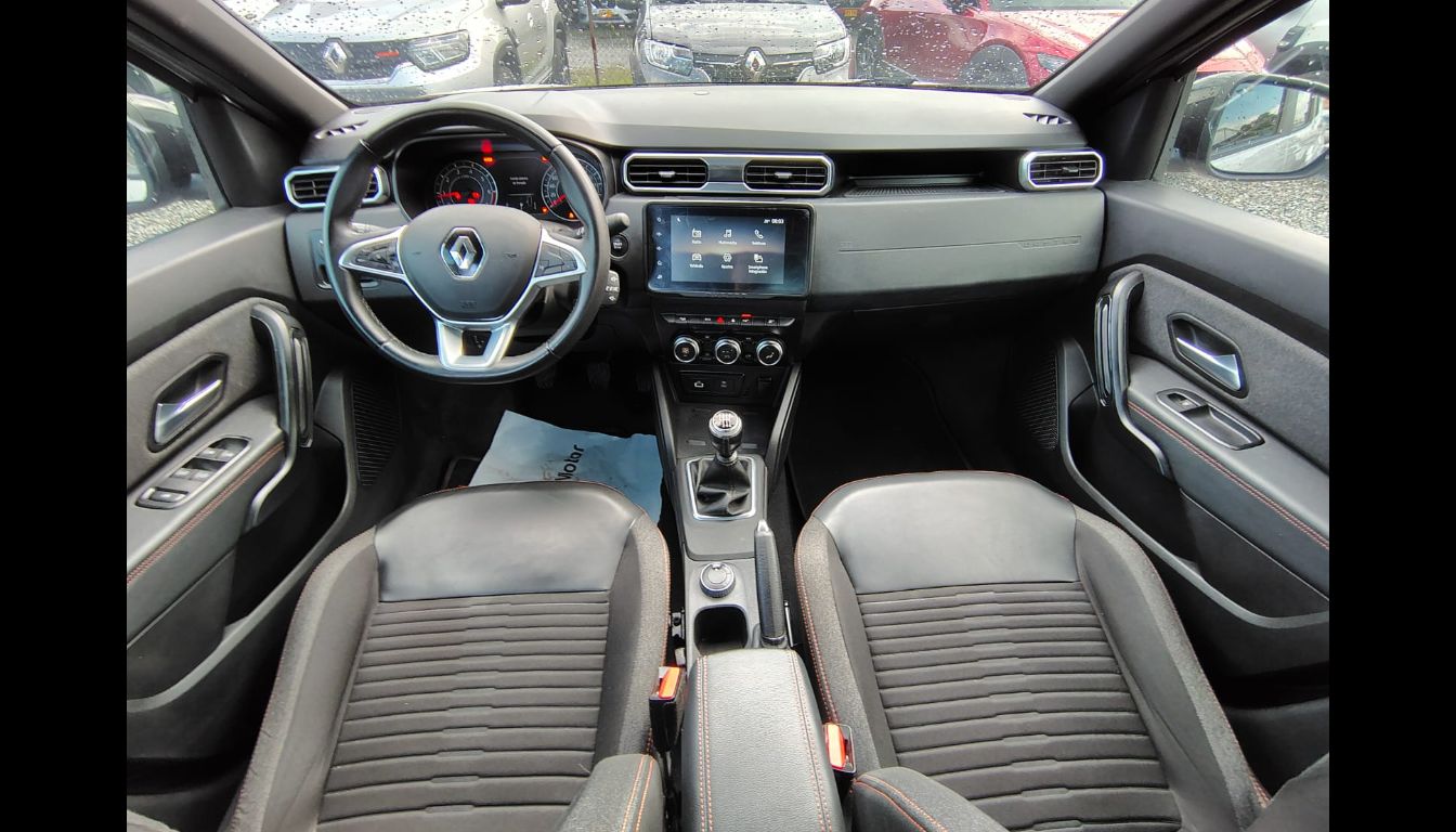 RENAULT DUSTER ICONIC 1.3 4X4 MT