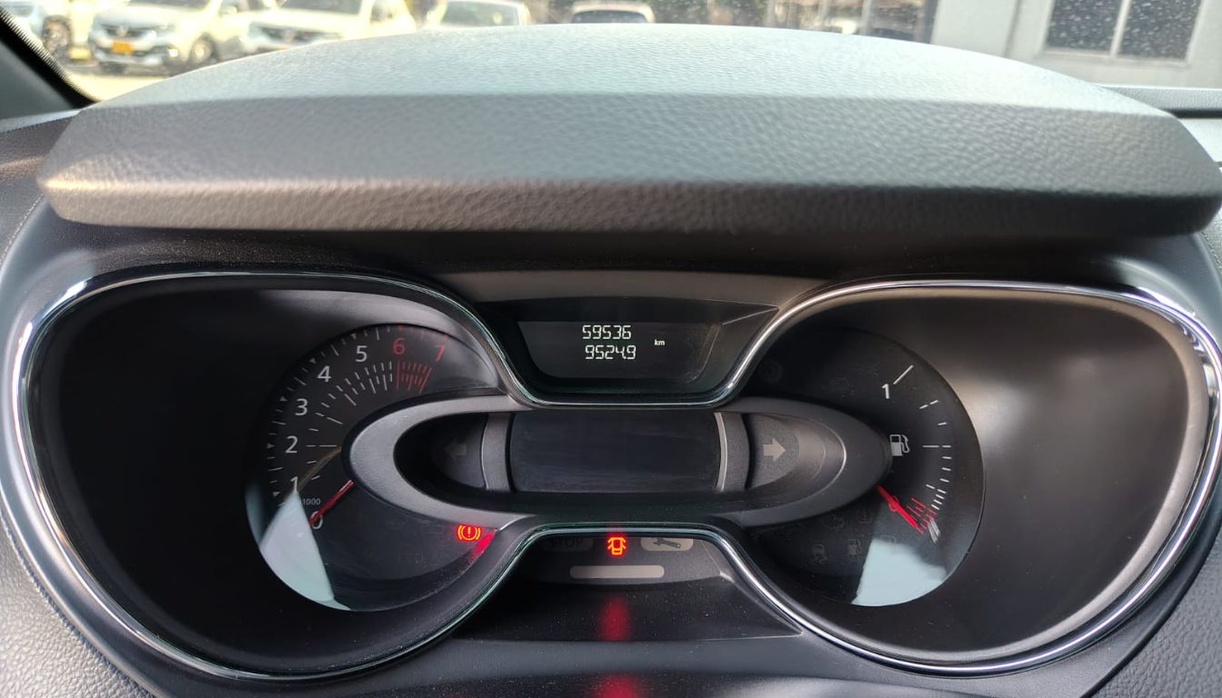 RENAULT CAPTUR ZEN 2.0
