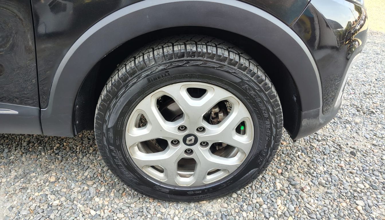 RENAULT CAPTUR ZEN 2.0