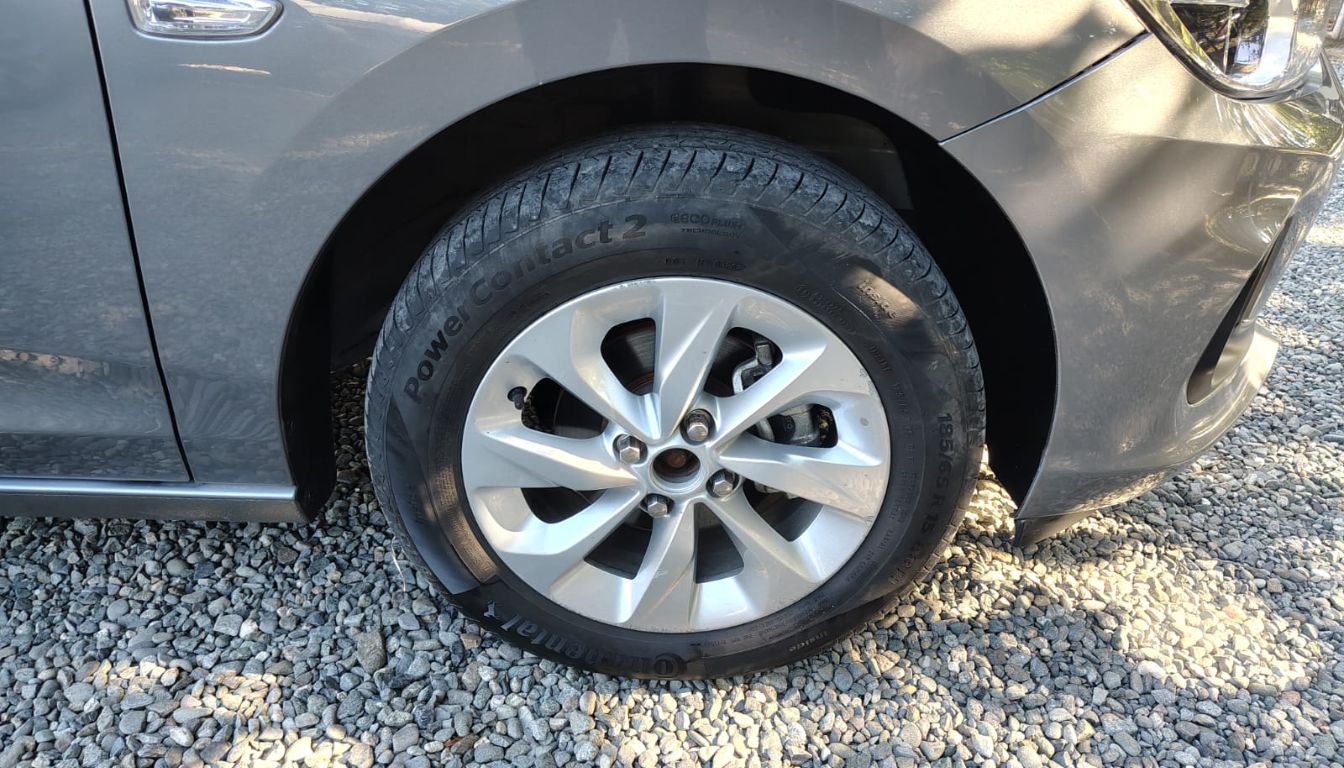 CHEVROLET ONIX LTZ AT