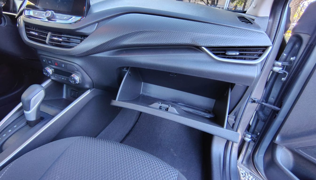 CHEVROLET ONIX LTZ AT