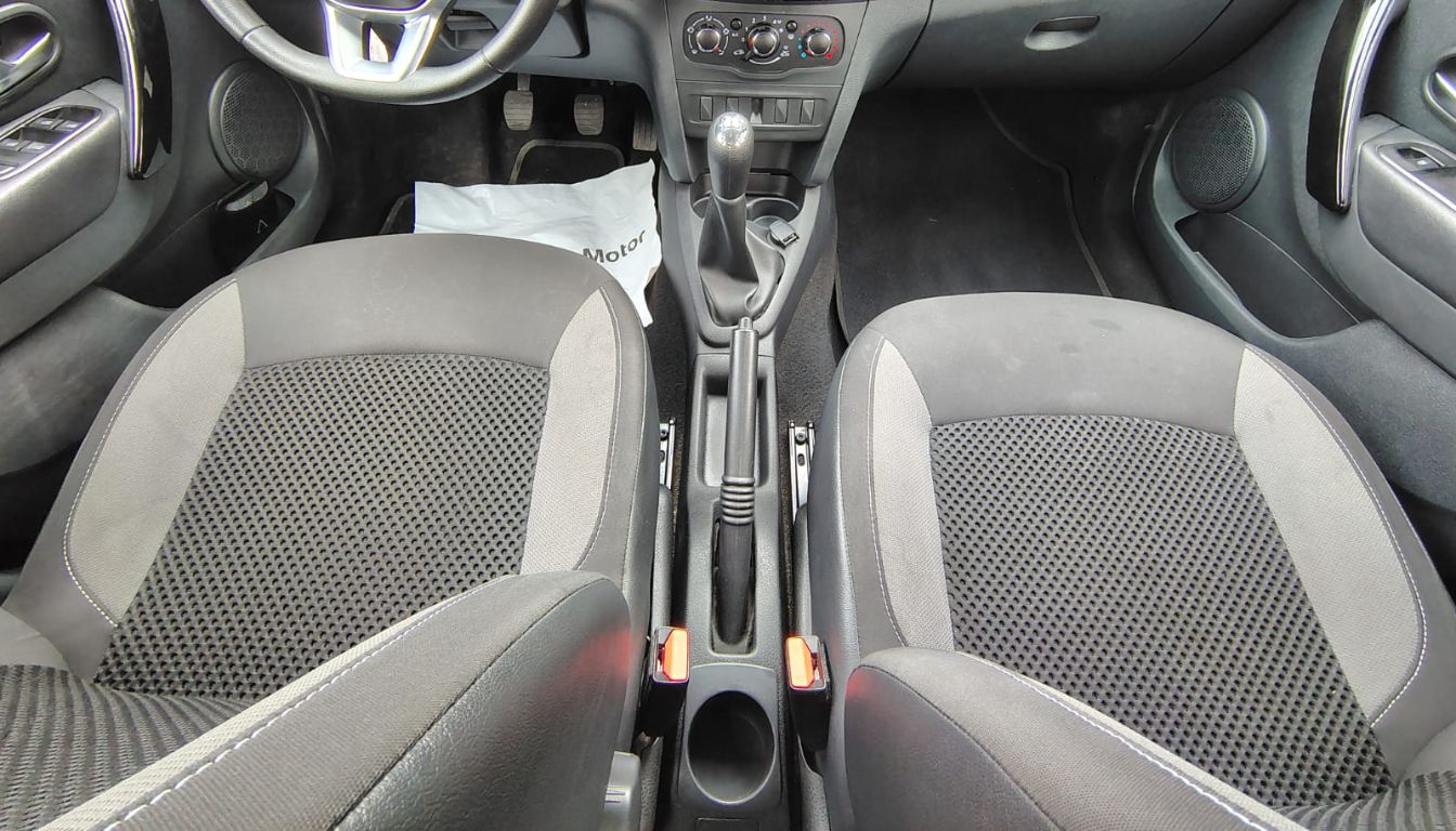 RENAULT SANDERO LIFE +