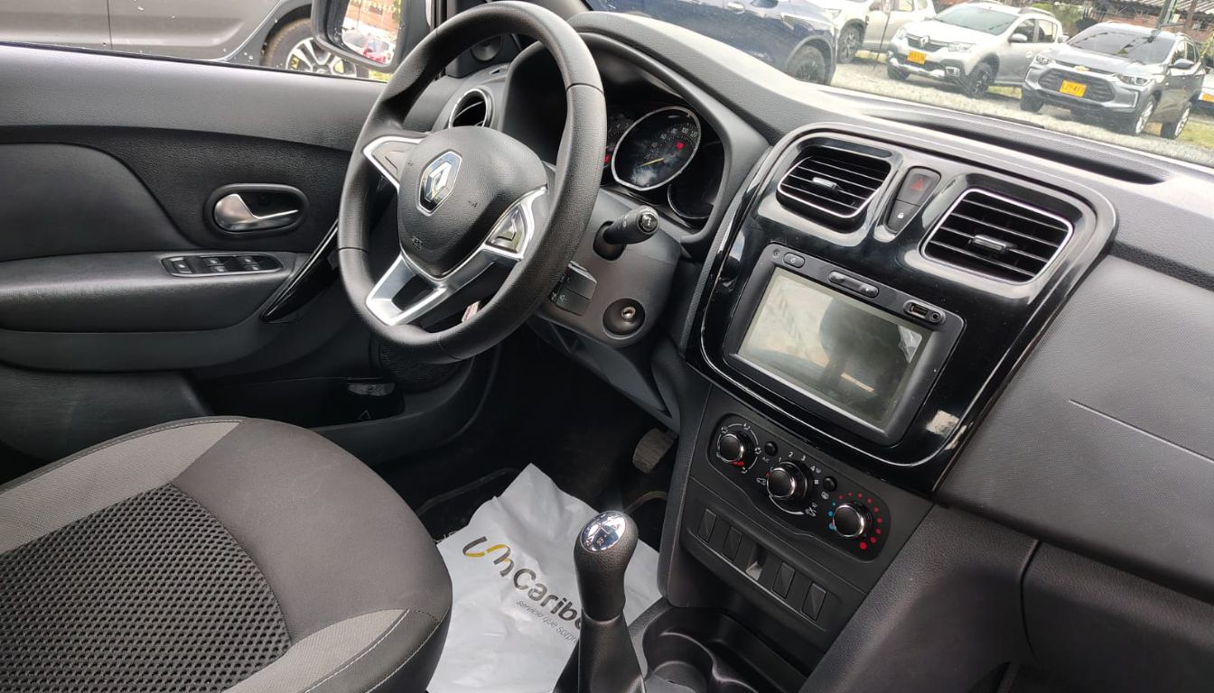 RENAULT SANDERO LIFE +