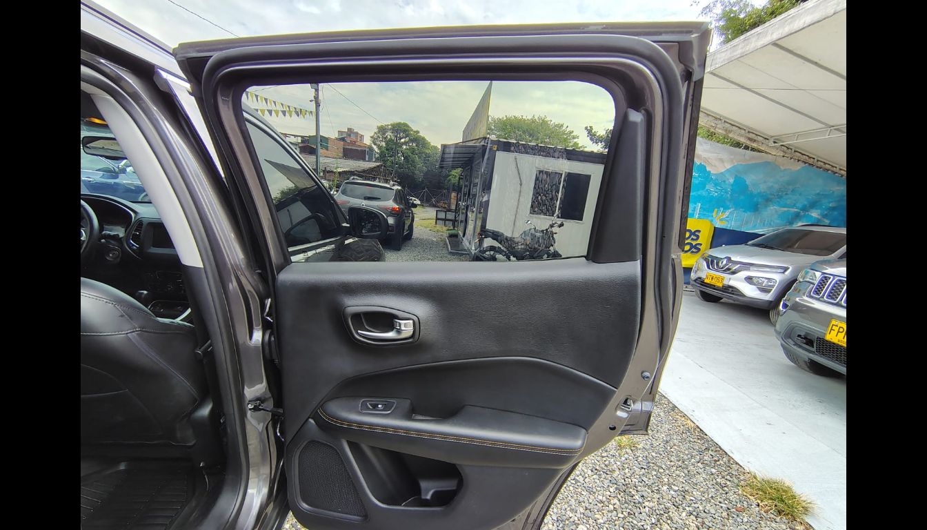 JEEP COMPASS LONGITUDE TP