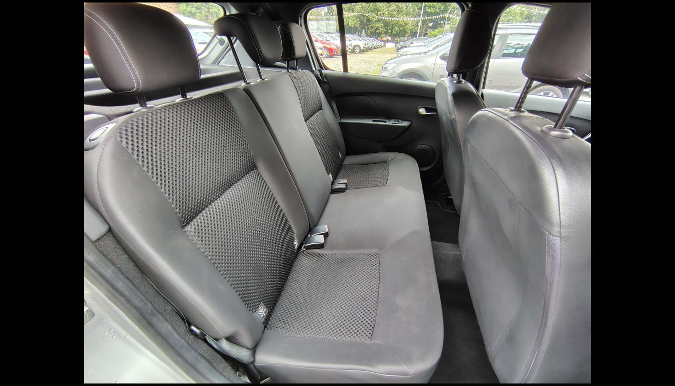 RENAULT SANDERO LIFE +
