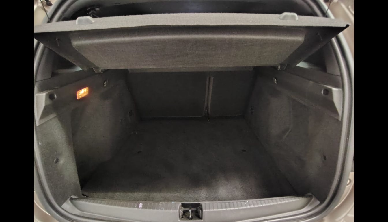 RENAULT DUSTER ICONIC CVT