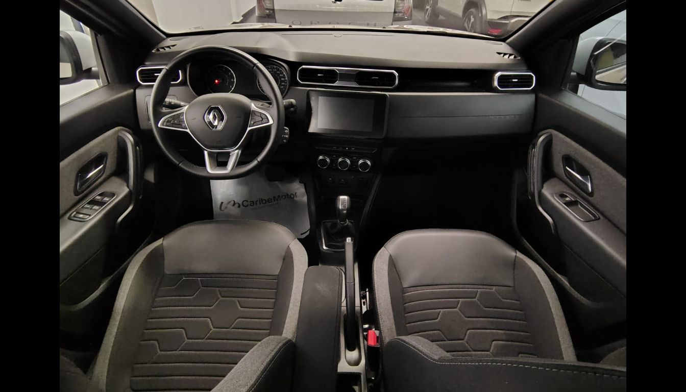 RENAULT DUSTER ICONIC CVT