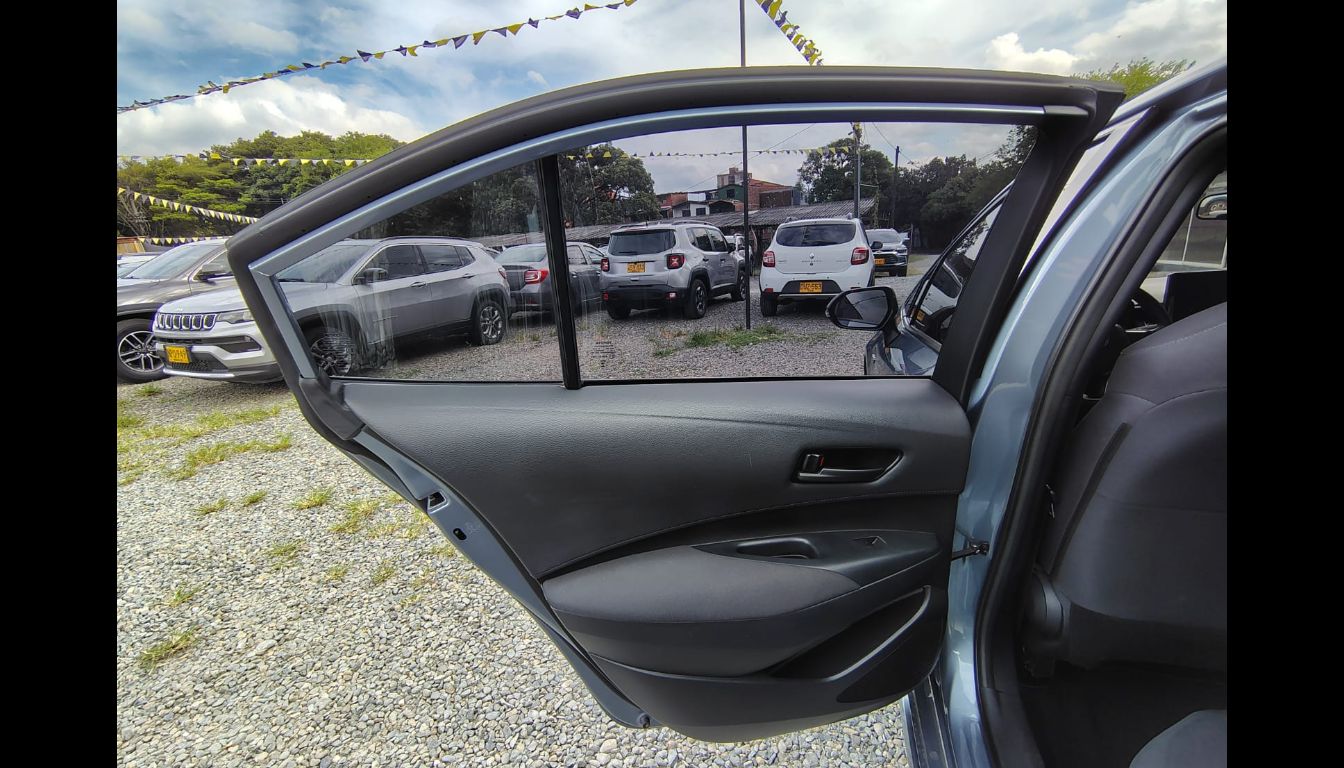 TOYOTA COROLLA XL-I HYBRID TP