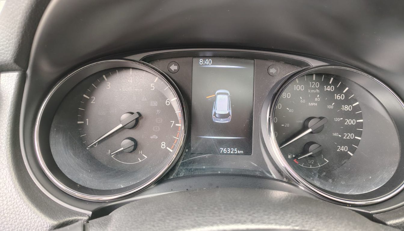 NISSAN X-TRAIL EXCLUSIVE 2.5L AT