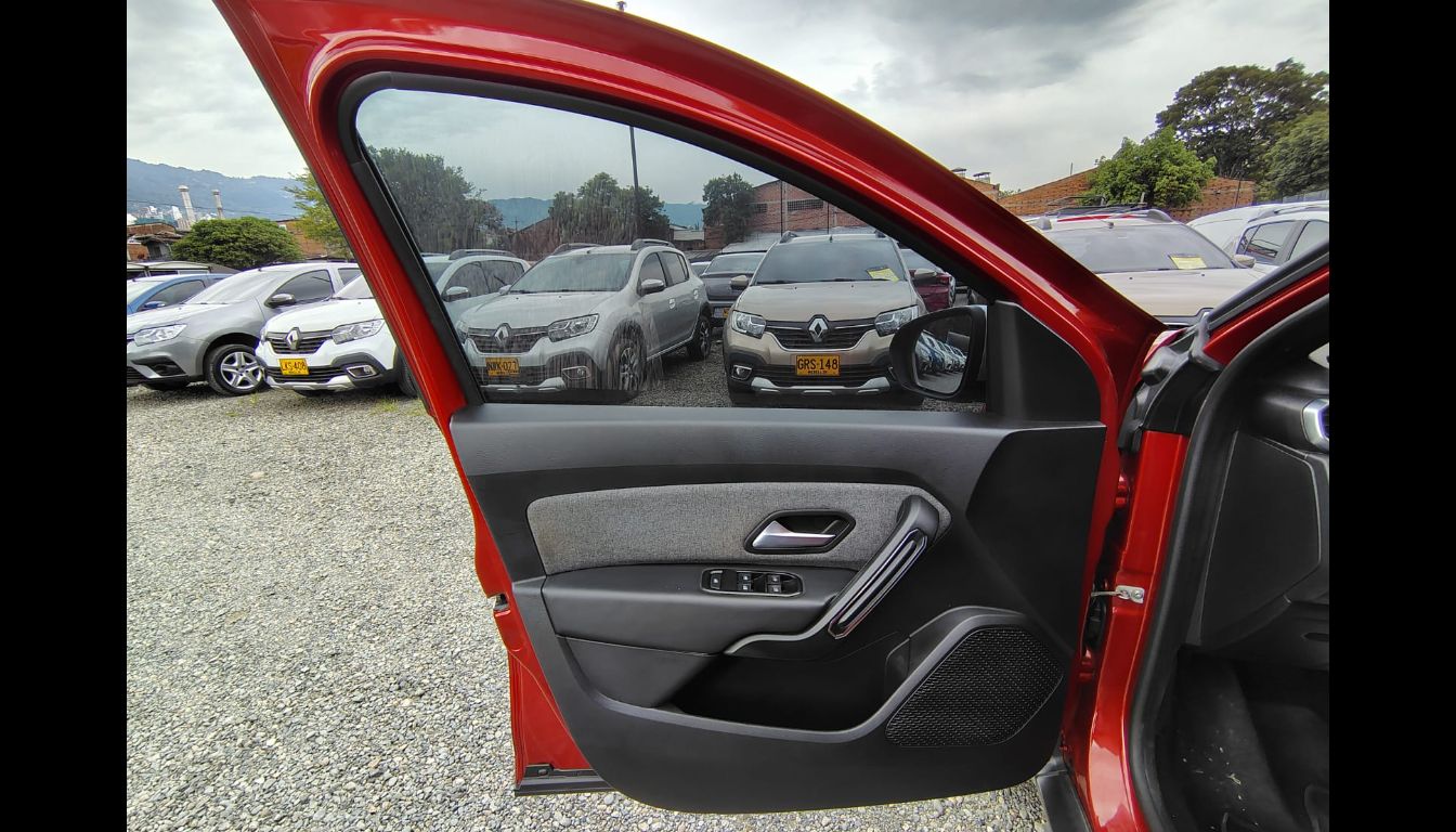 RENAULT DUSTER INTENS AT