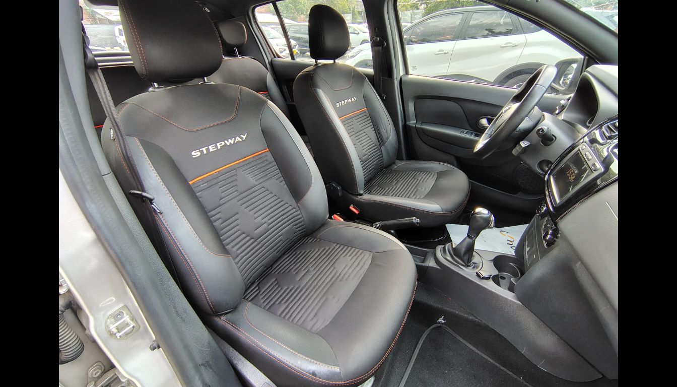 RENAULT STEPWAY INTENS CVT