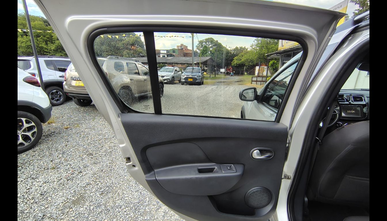 RENAULT STEPWAY INTENS CVT