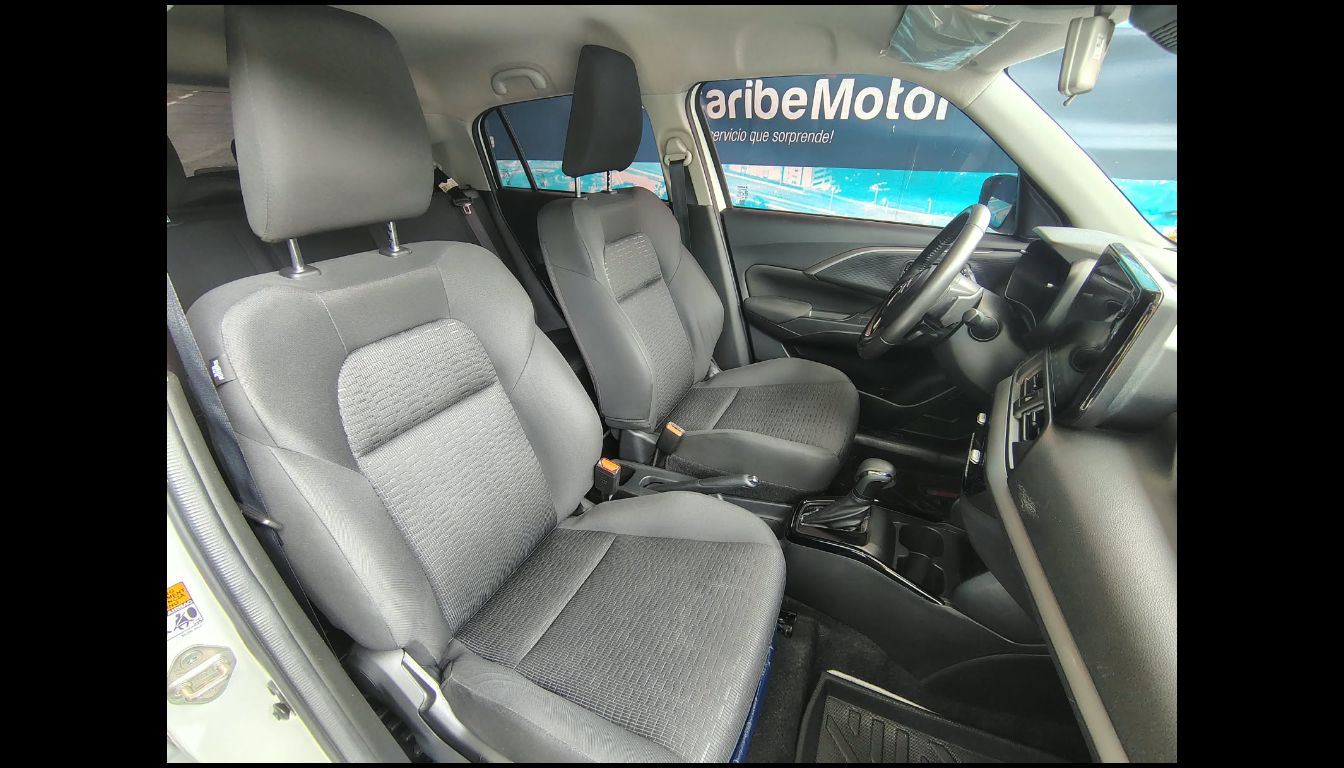 SUZUKI SWIFT GLX AT
