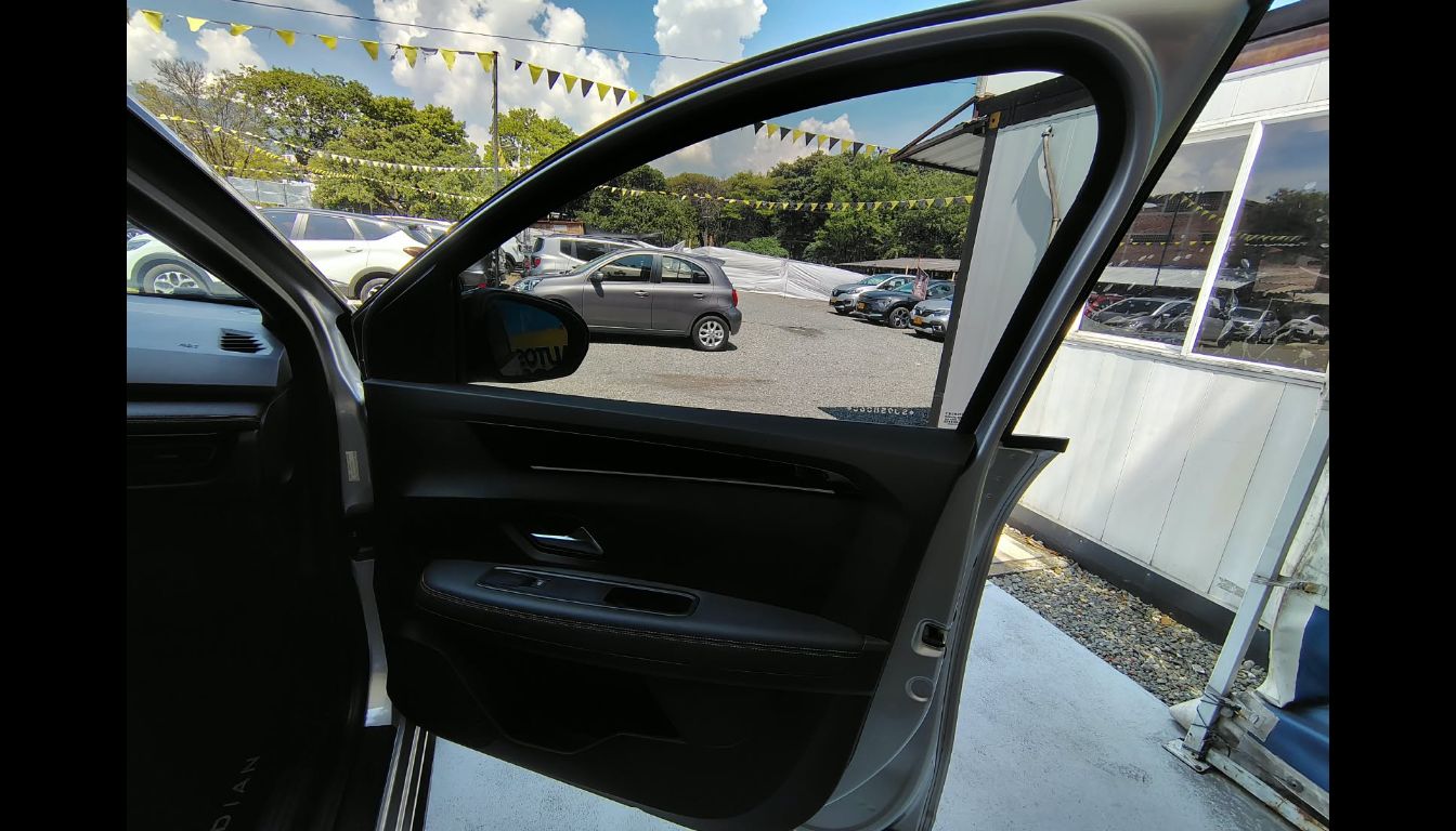 RENAULT KARDIAN PREMIERE EDITION