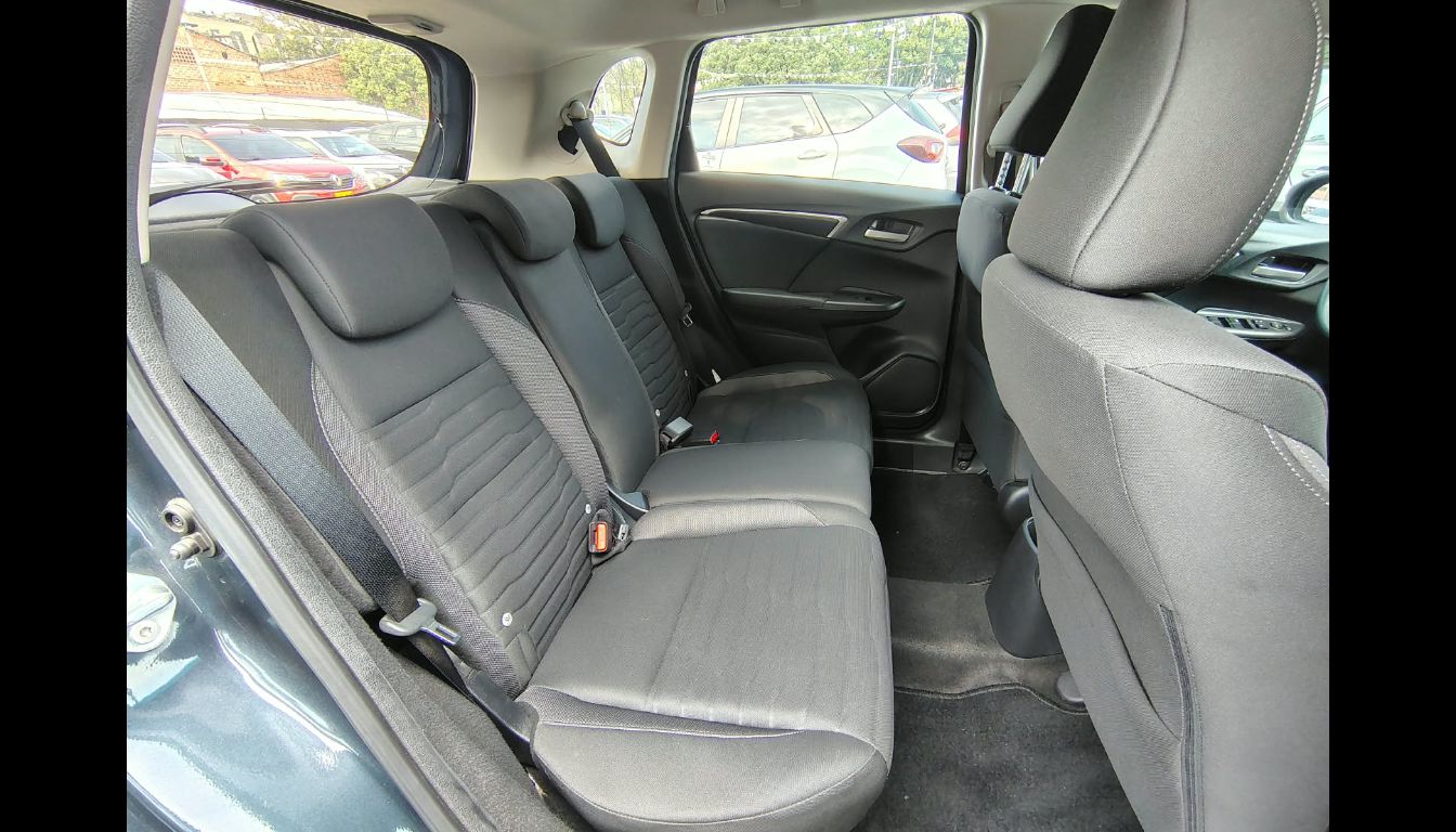 HONDA WR-V LX