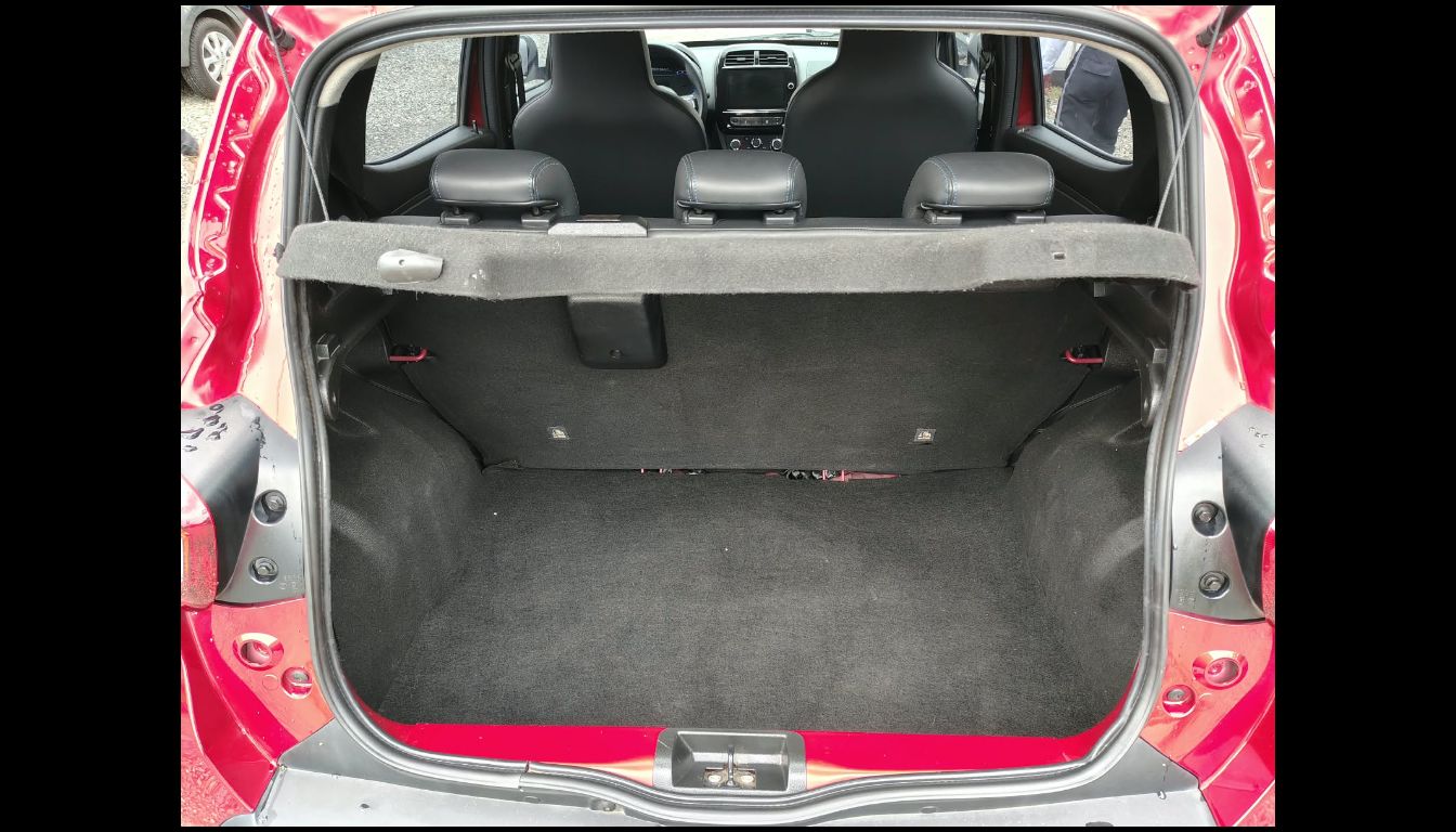 RENAULT KWID INTENS