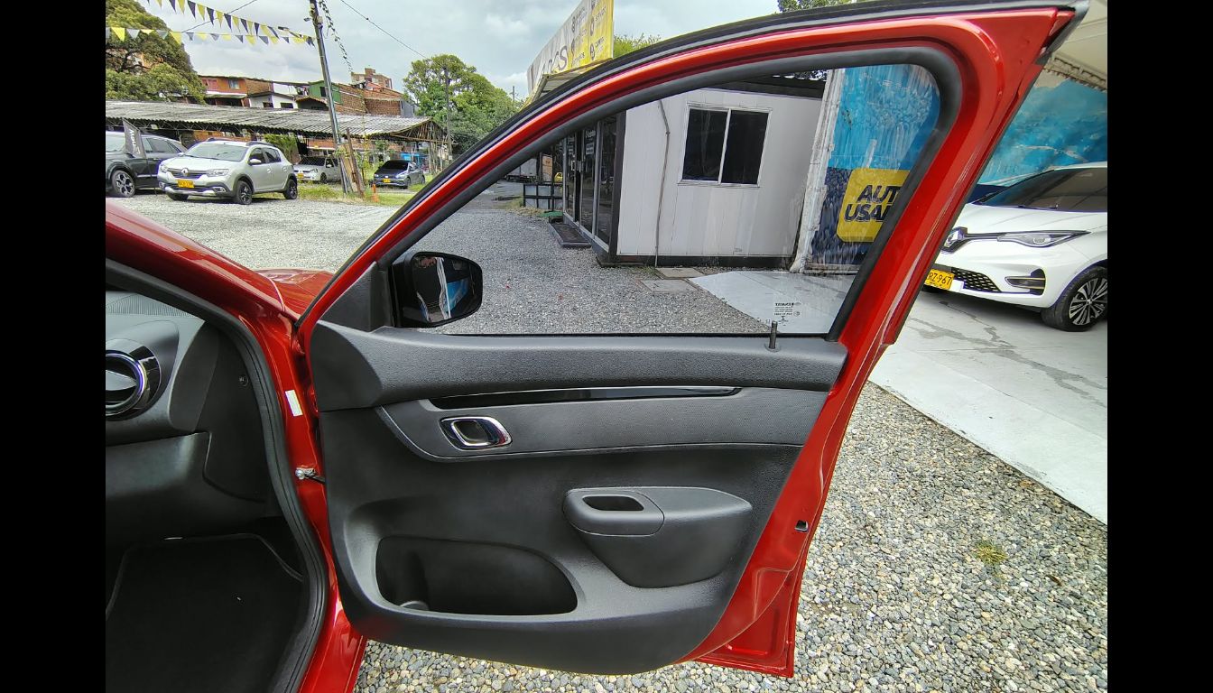 RENAULT KWID INTENS