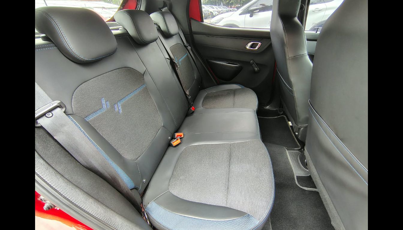 RENAULT KWID INTENS