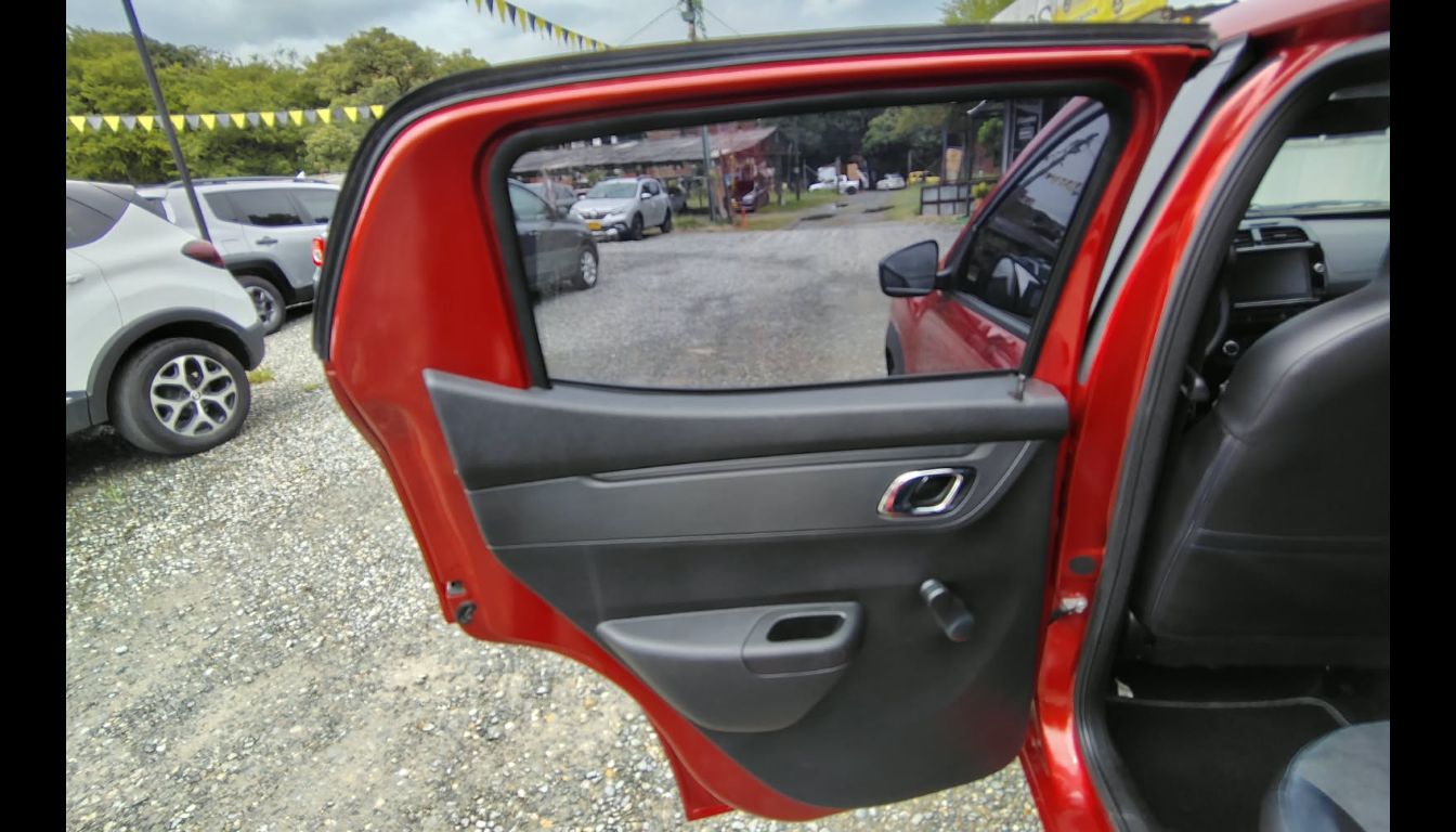 RENAULT KWID INTENS