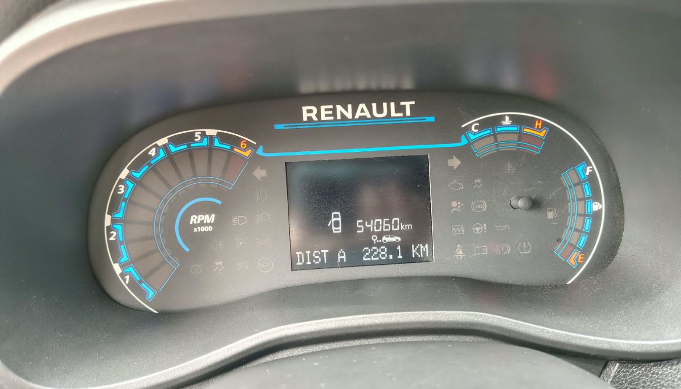 RENAULT KWID INTENS