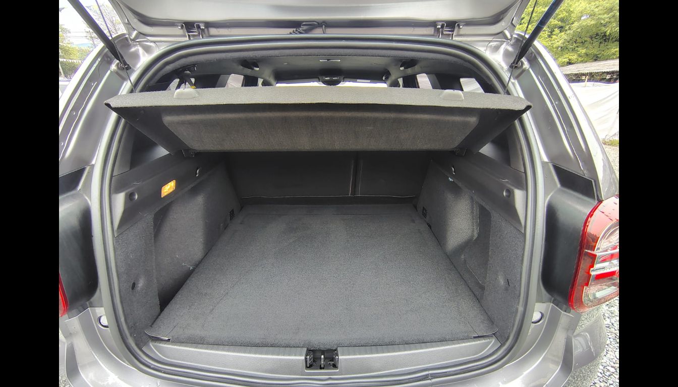 RENAULT DUSTER ICONIC 1.3T 4X4 MT
