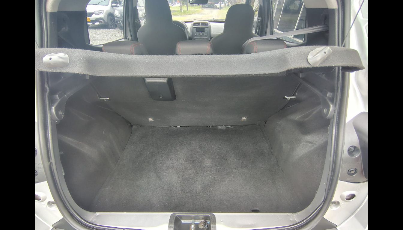 RENAULT KWID INTENS