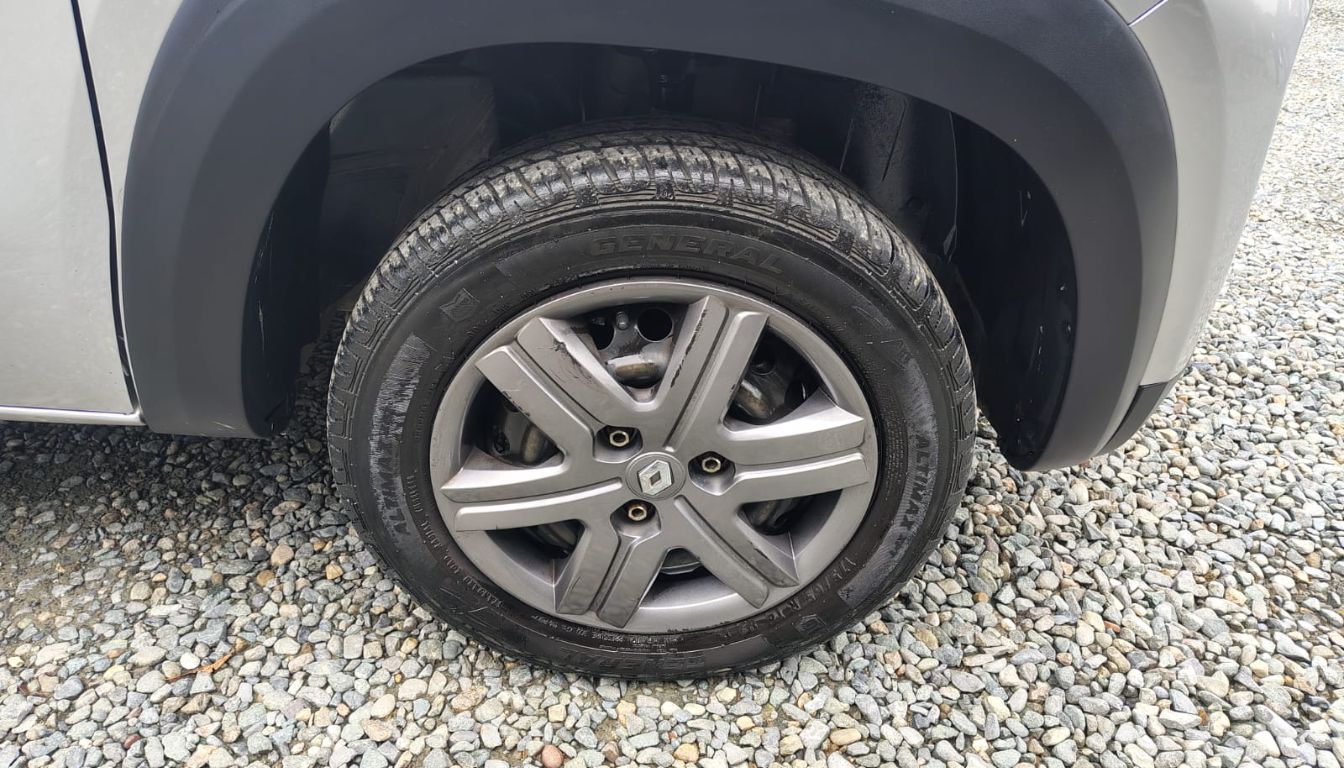 RENAULT KWID INTENS
