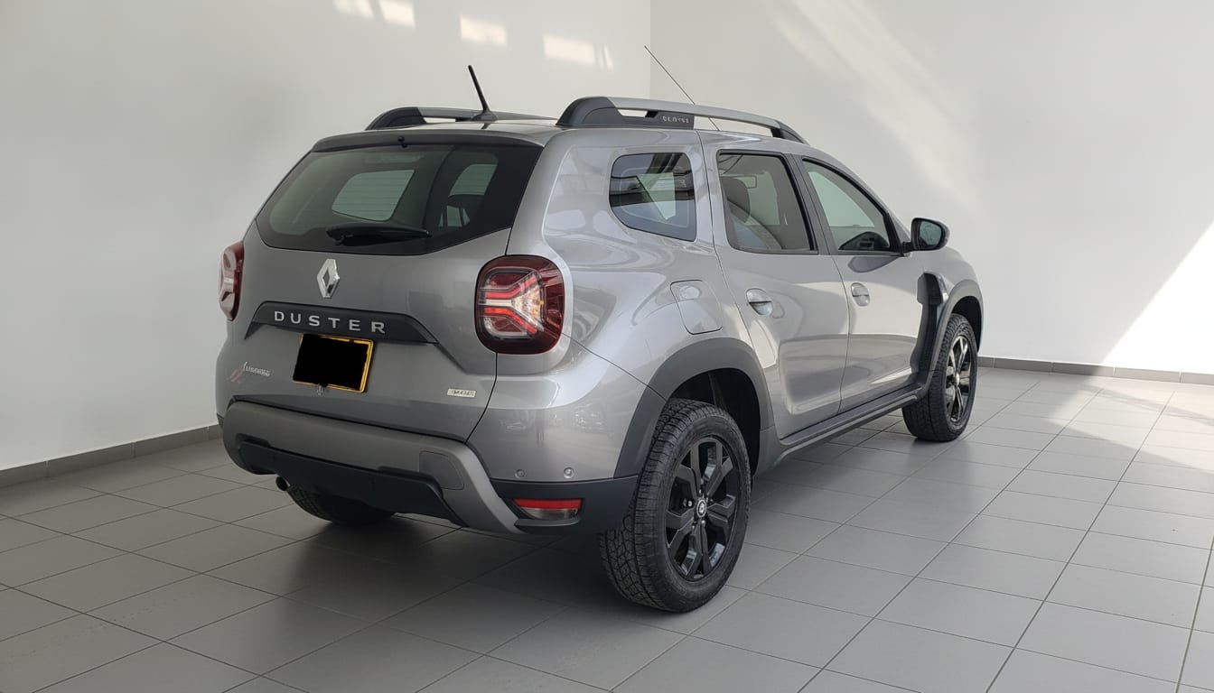 RENAULT DUSTER ICONIC 1.3T 4X4 MT
