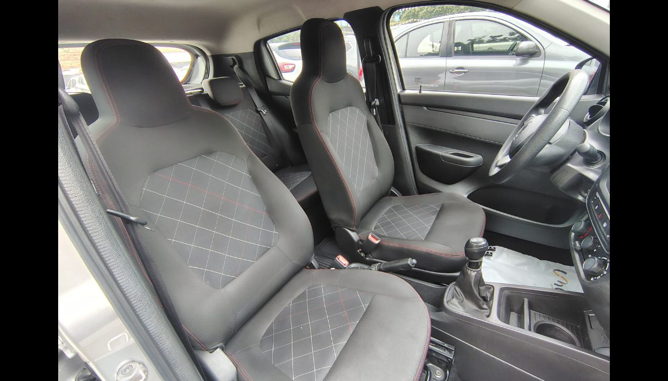 RENAULT KWID INTENS