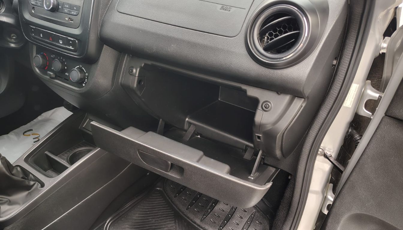 RENAULT KWID INTENS