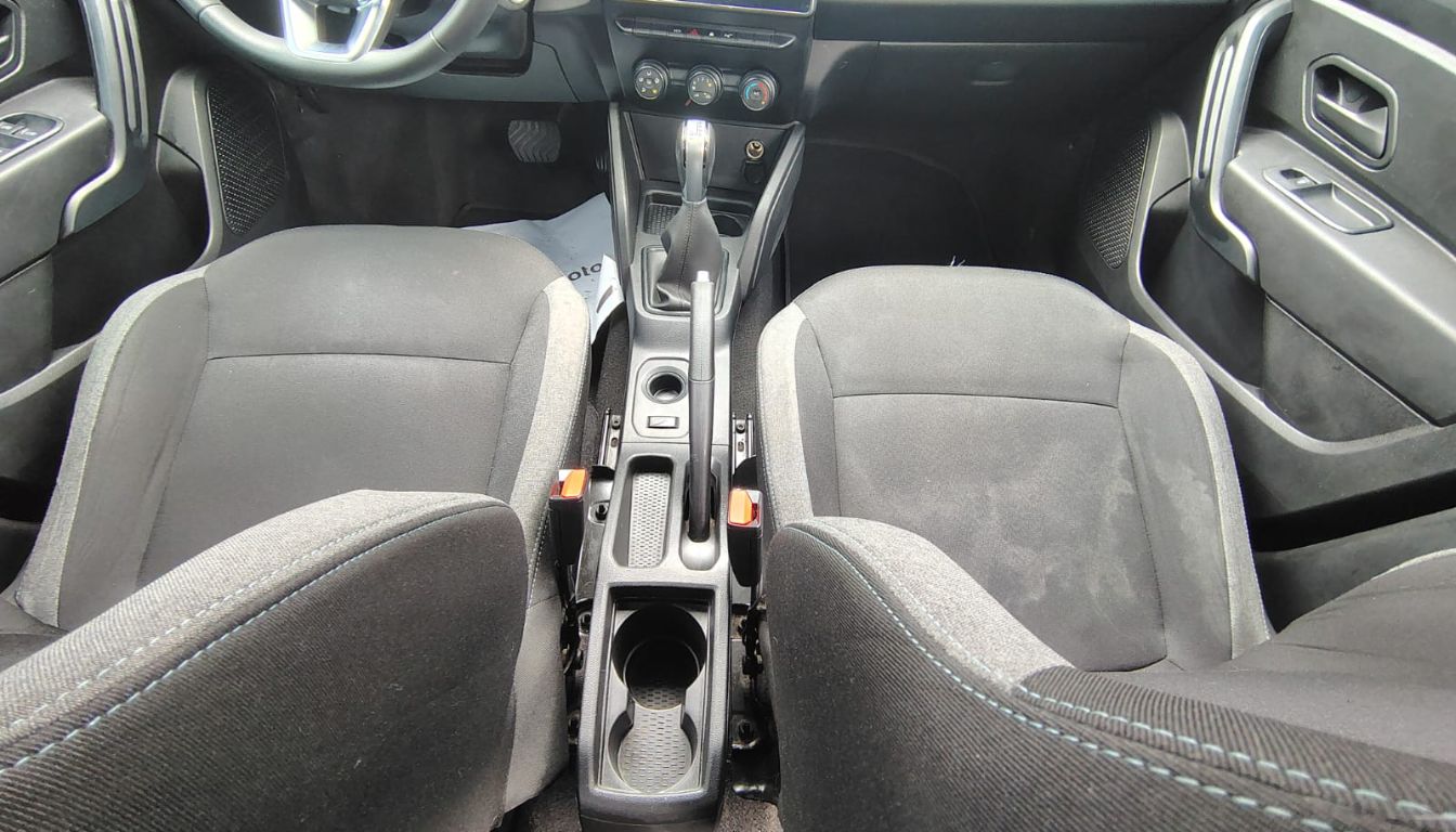 RENAULT DUSTER ZEN + TP