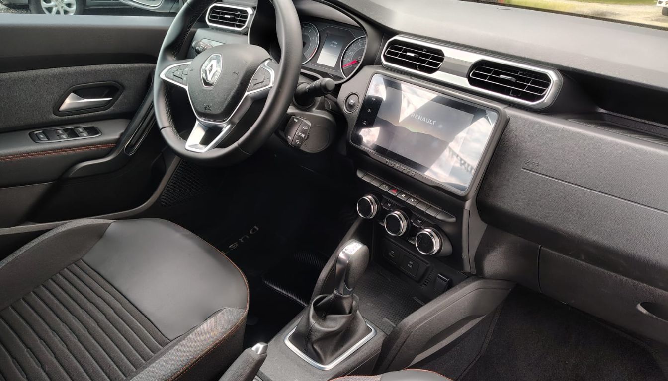 RENAULT DUSTER ICONIC 1.3T CVT