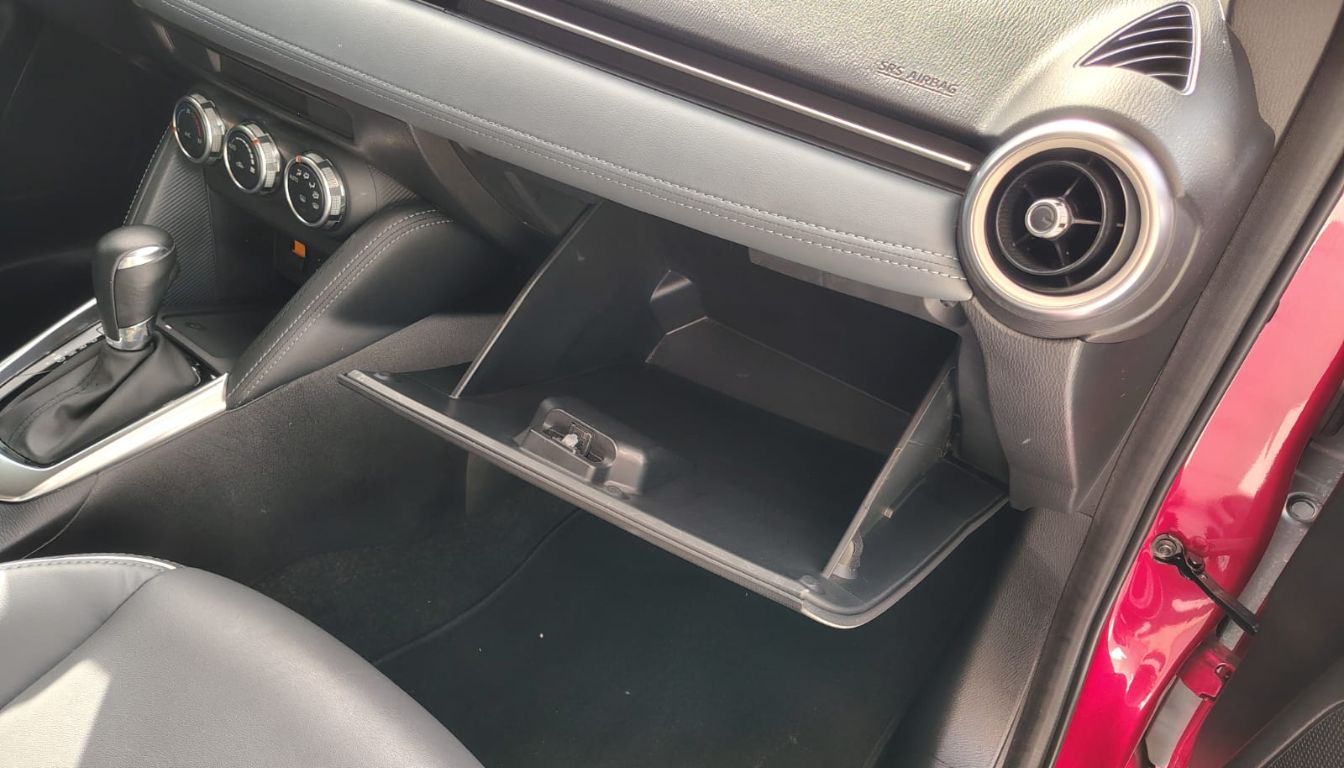 MAZDA 2 TOURING TP