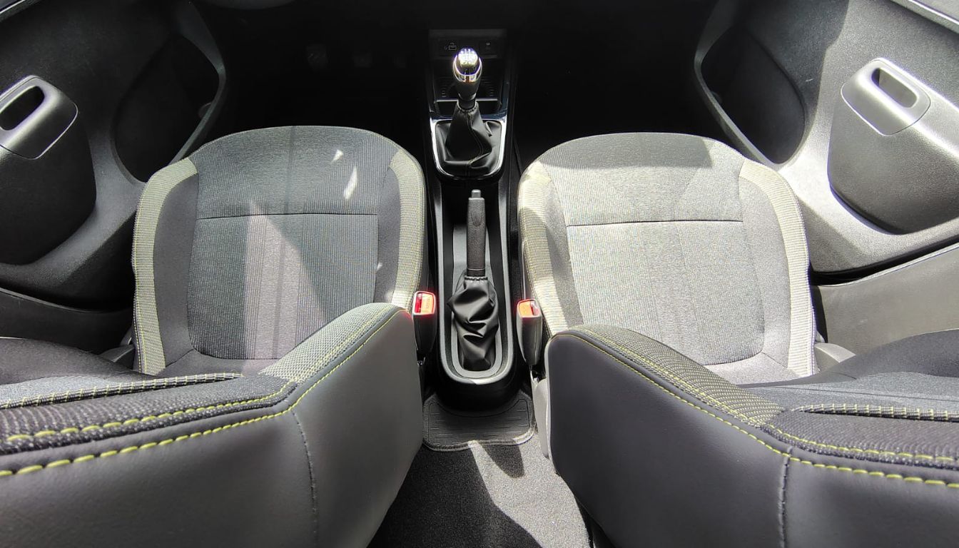 RENAULT KWID OUTSIDER COL