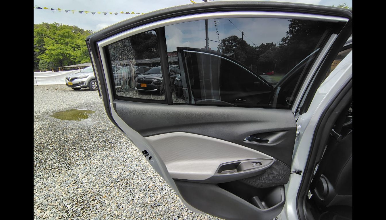 CHEVROLET ONIX PREMIER TP