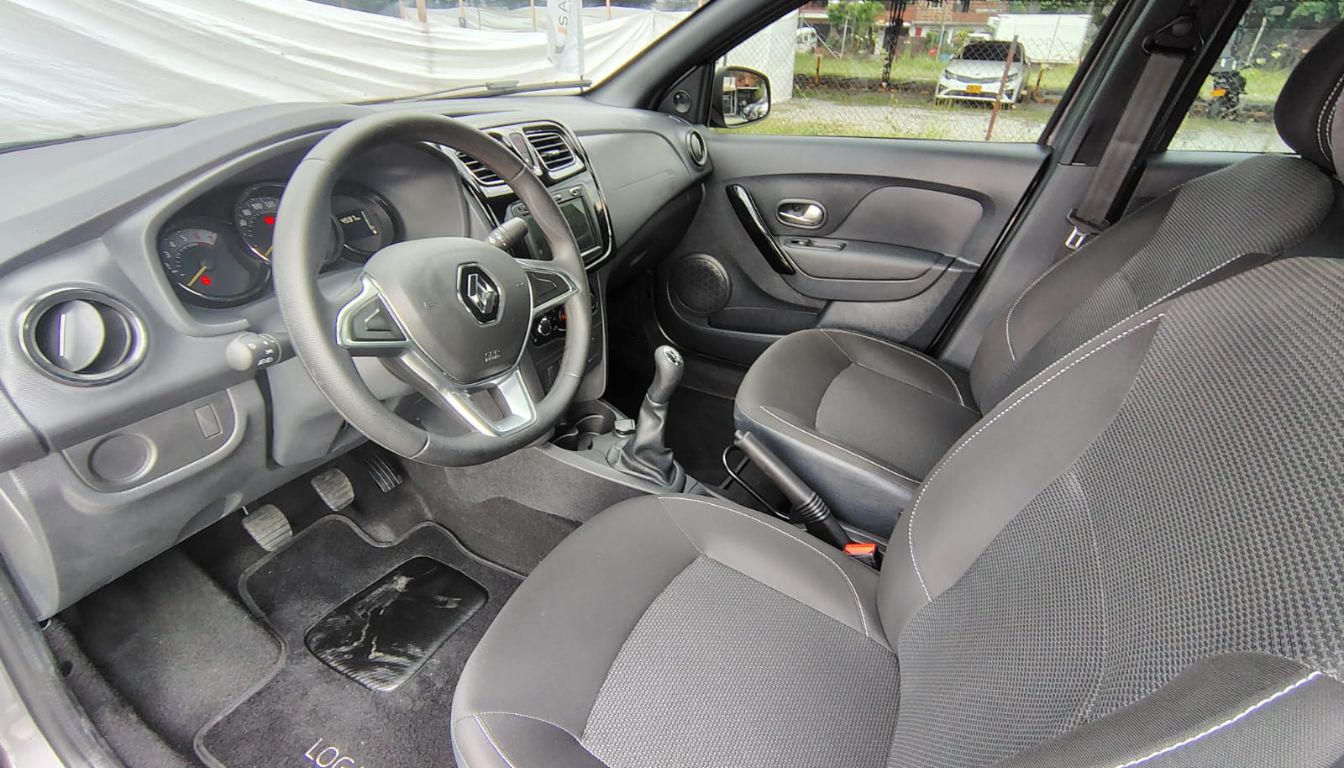 RENAULT LOGAN LIFE +