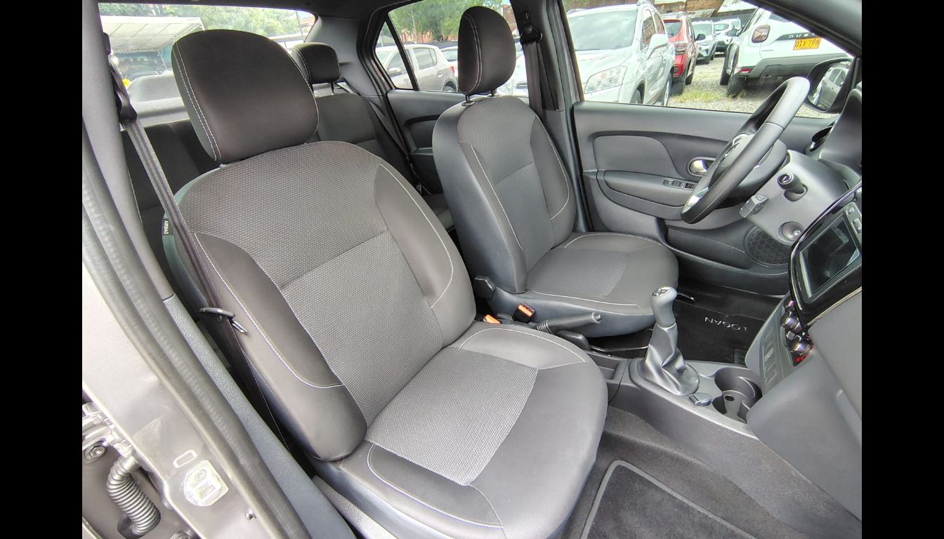 RENAULT LOGAN LIFE +