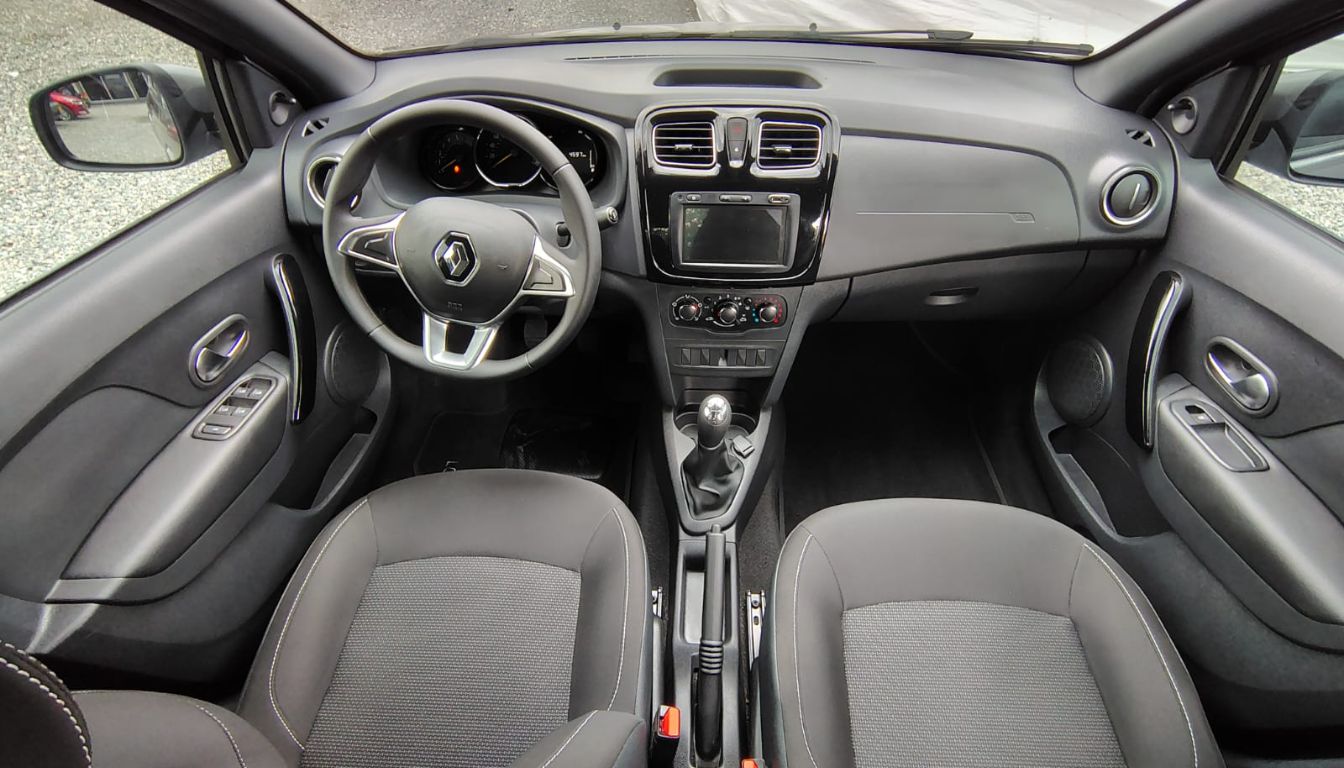 RENAULT LOGAN LIFE +